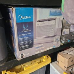 Midea 12,000 BTU U-Shaped Air Conditioner