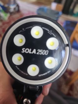 Scuba dive SOLA 2500 light