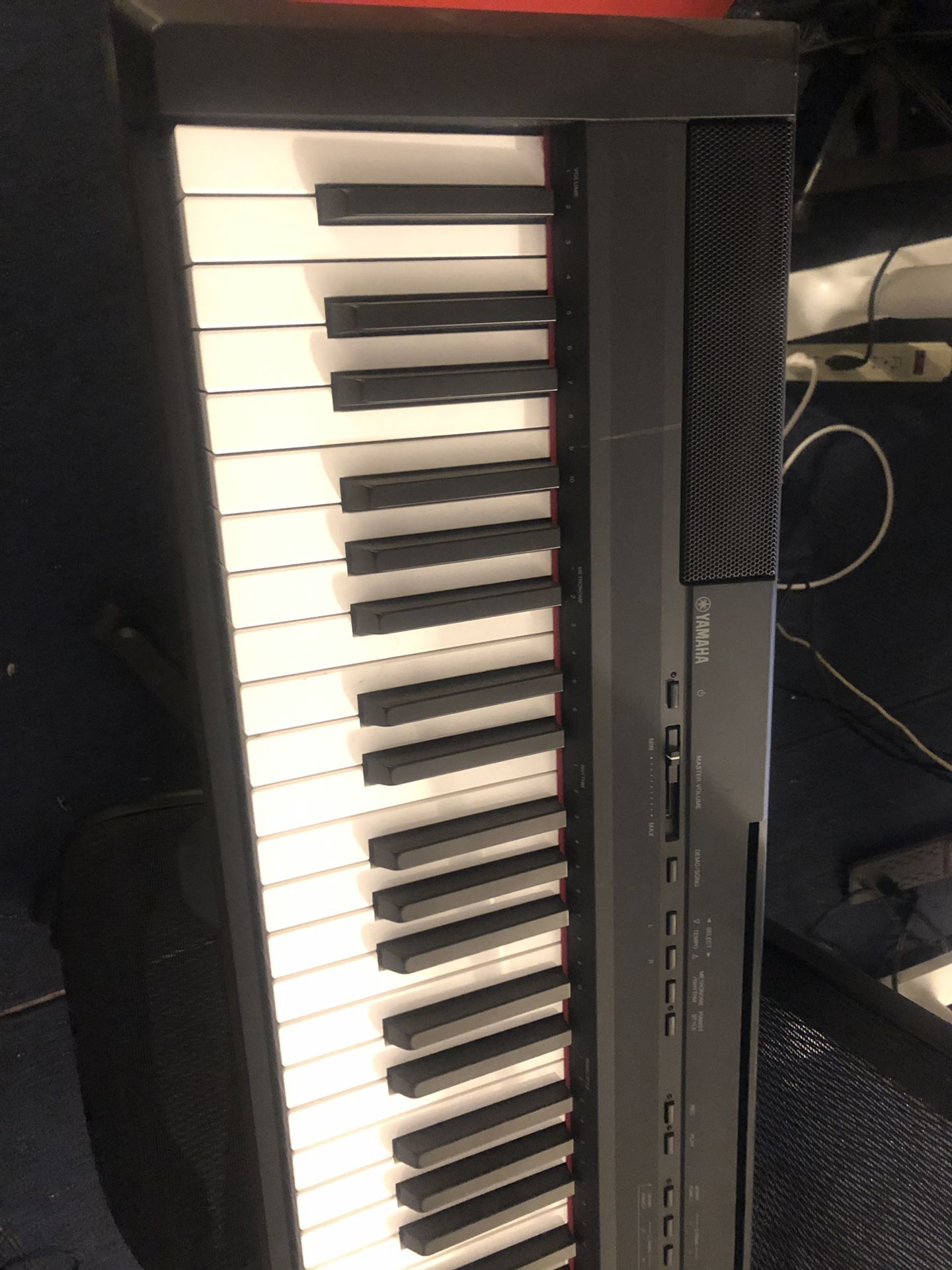 Yamaha P105b Digital Piano
