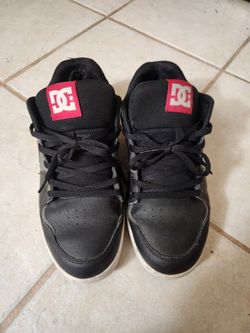 Men's DC Shoe Company Skate shoes / sneakers [size 10 1/2]