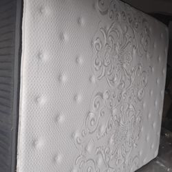 DISPLAY MODEL CALIFORNIA KING MATTRESS ONLY