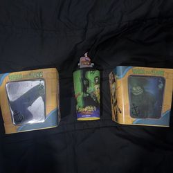 The SpongeBob SquarePants Movie  Popcorn Bucket & Cup Set. 2 Tin Buckets, 1 Cups