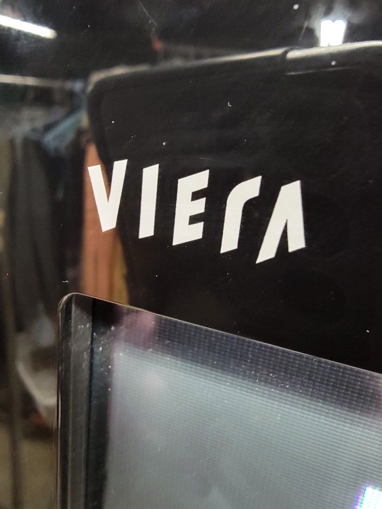 Viesta Color TV for DVD / VHS / GAMING With Remote