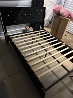 QUEEN BED FRAME