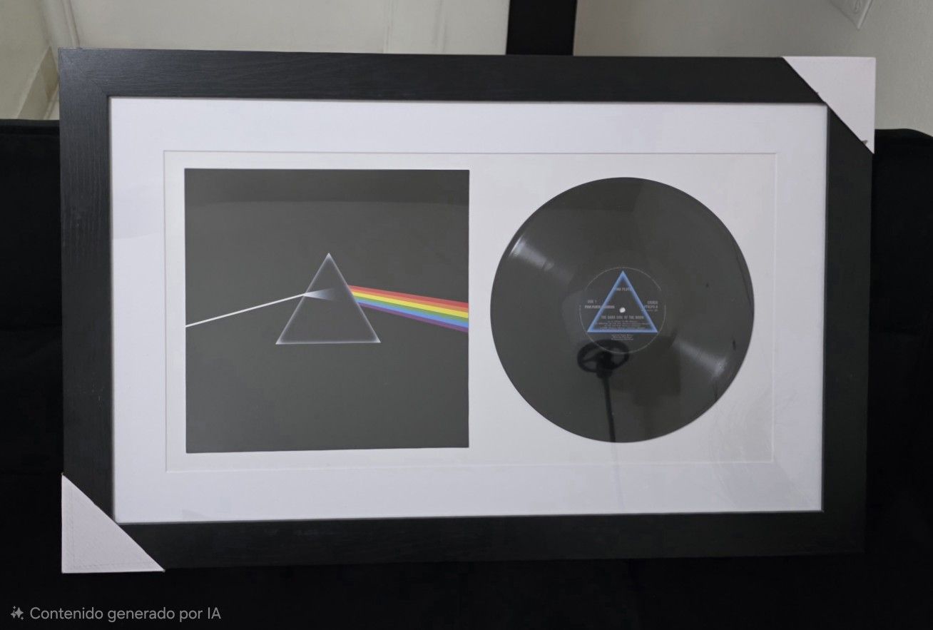 🎸 Pink Floyd – The Dark Side of the Moon – Vinilo enmarcado (original)