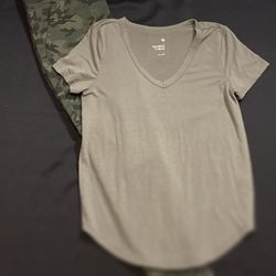 Woman’s Camo Outfit 