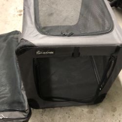 38”x23”x28”h  Port-A- crate Good condition almost new