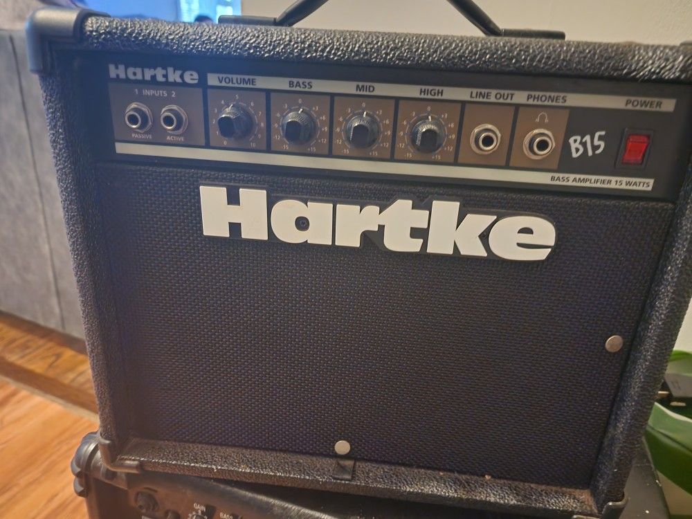 Hartke b15 15 watt amp