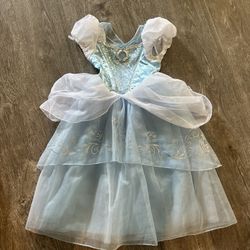 Costume