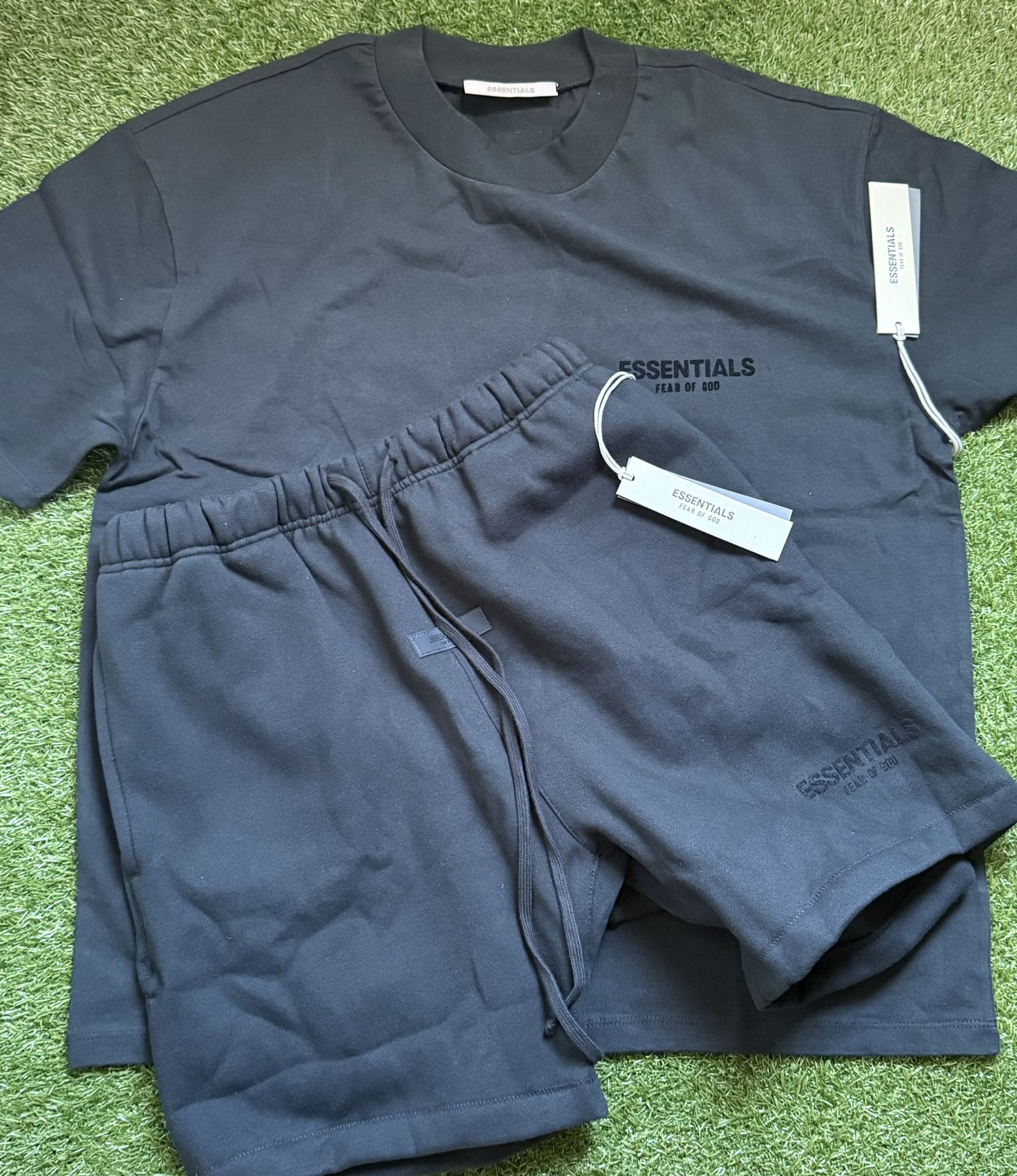 Essentials Shorts