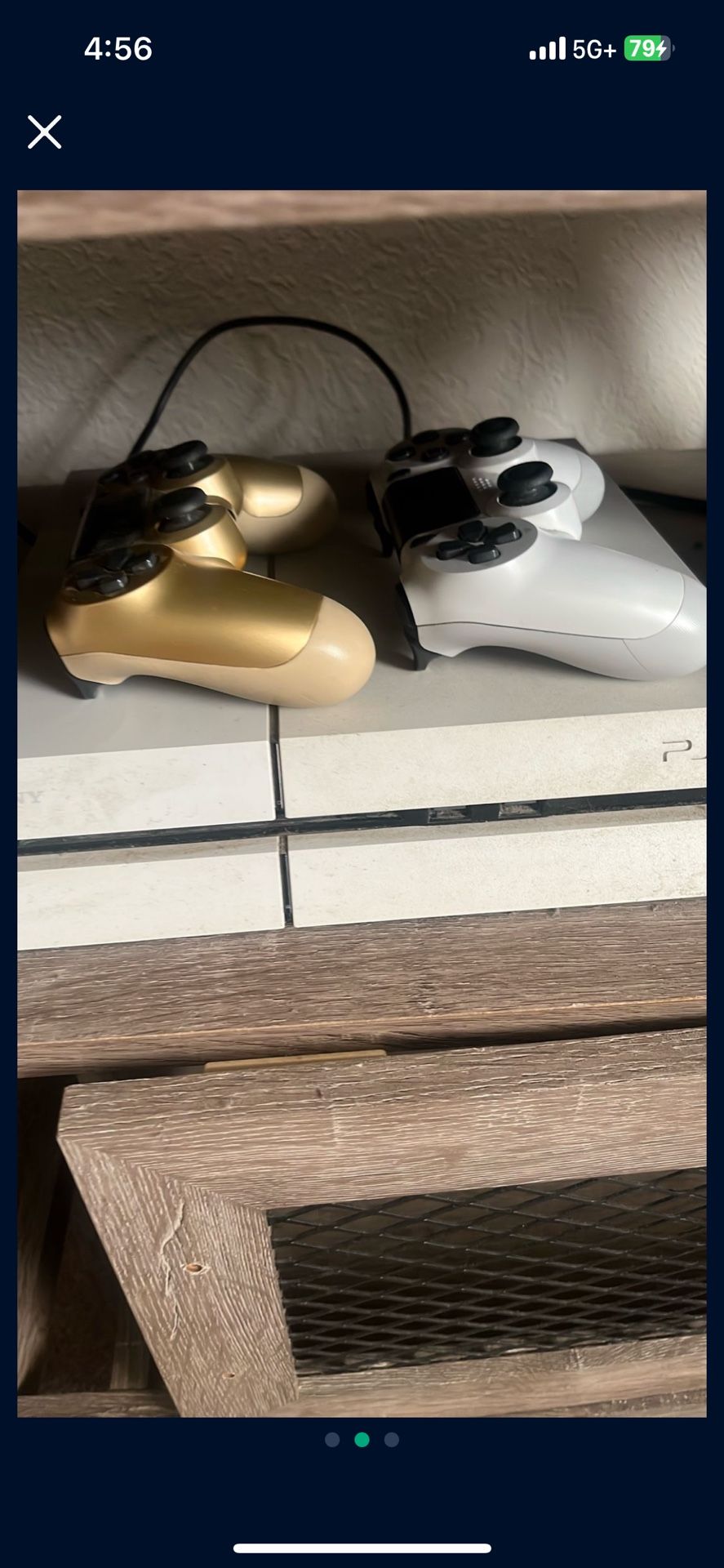 PS4 Glacier White