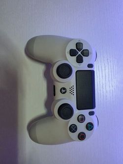 PS4 controller