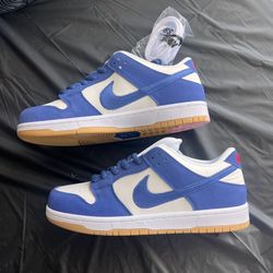 Nike SB dunk “LA Dodgers” Size 9.5 brand new