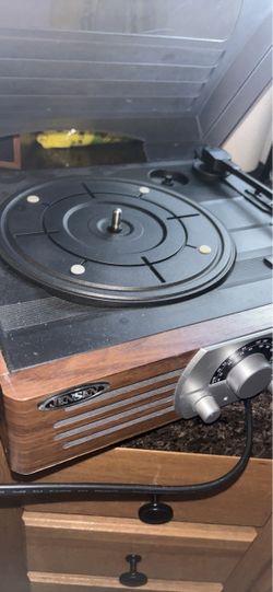 Working record player/radio
