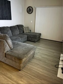 Moving sale