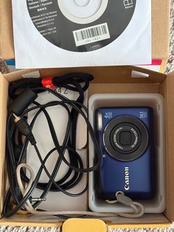 Canon PowerShot A2200 14.1 MP 4x Optical Zoom Digital Camera Blue TESTED