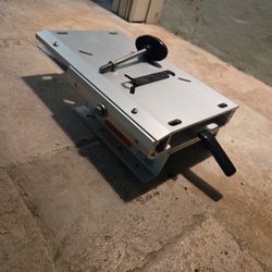 Low Profile Seat Slide on Locking Swivel (8-1/2"W x 13-1/2"L x 3-7/8"H)