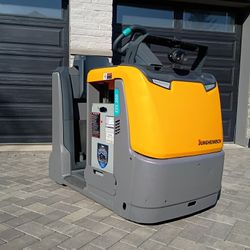 Warehouse Electric Cart, Tugger, Cart Tow Truck.