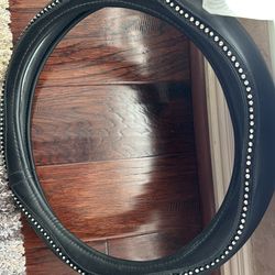 Steering wheel cover