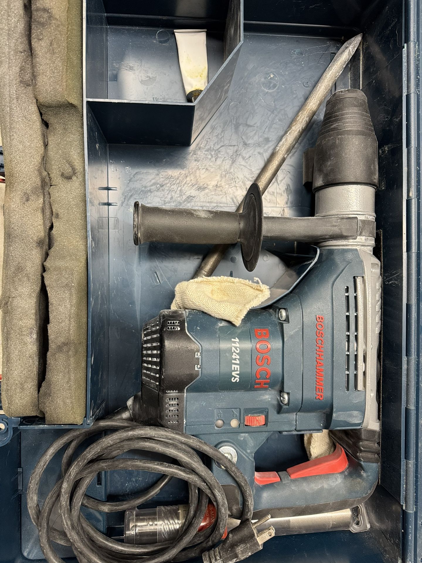 Bosch hammer Drill 11241EVS SDS MAX 5/8