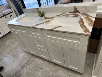 Bathroom cabinet