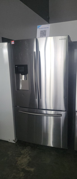 Samsung French Door Fridge – Stainless, Ice/Water Dispenser