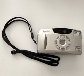 Canon Sure Shot 76 Zoom Date 35mm Point & Shoot Auto Focus Flash Date Silver