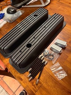 Chevy Aluminum Valve Covers. NEW