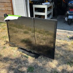 50” Emerson TV