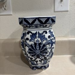 8” Blue And White Flower Vase
