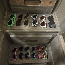 Random Sunglasses - 12 Pairs