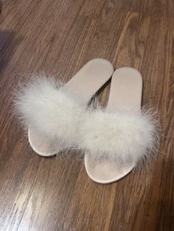 Fuzzy Slipper Shoe Size 7
