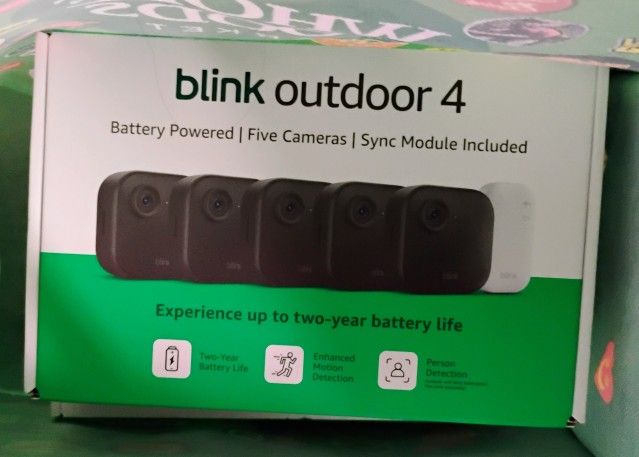 Blink Outdoor 4 " 5 Wireless Outdoor Cameras W/ Sync Module