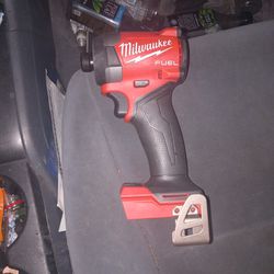 New  Milwaukee M18 Fuel 4th Generation  1/4 Hex Impact Tool Only 