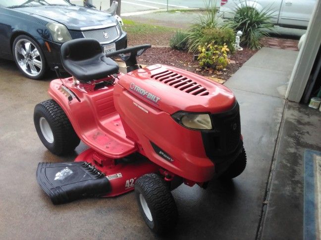 Troy-Bilt Riding Mower