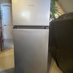 Fridge Medium Size Compact 
