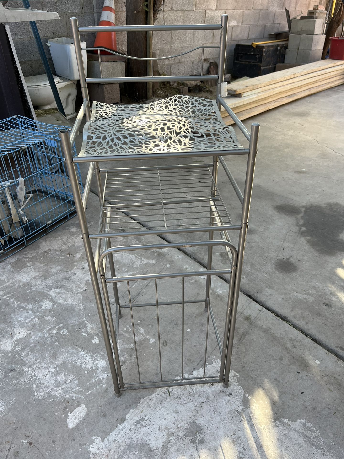 Shelf