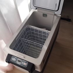 44 Quarts Portable Electric Car Cooler Refrigerator/Freezer Compressor for RVs Camping