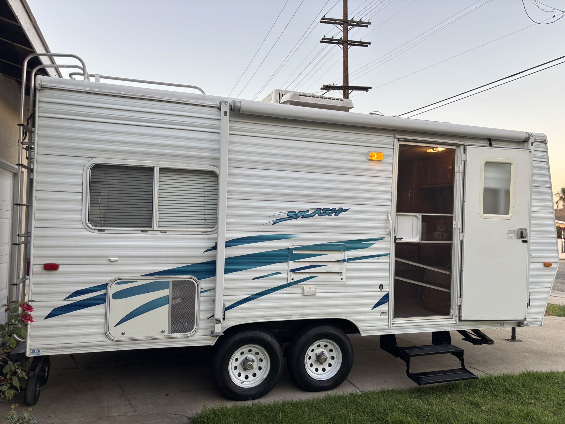 2002 NATIONAL SPLASH COACH