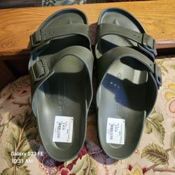 Sandals Men's Slides.