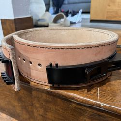 Pioneer  Leather Lever Weight Belt