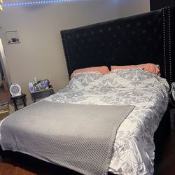 KING SIZE BED FRAME FOR SALE!!!