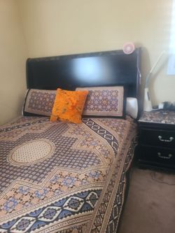 Black Wood Sleigh Bed Frame with mattress