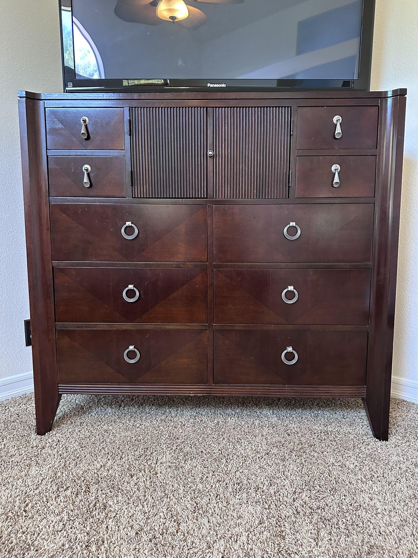 Ethan Allen King Bedroom Set