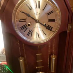 DEA Windup Wall Clock With Key