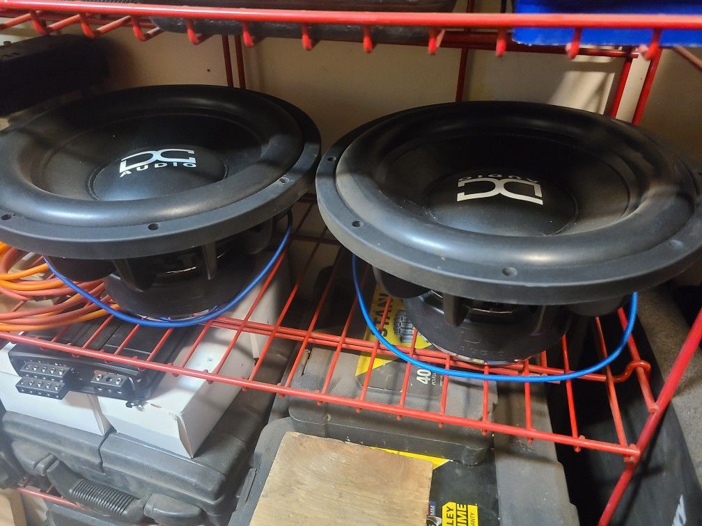 2 12 Inch Subs In Ported Box And Amp