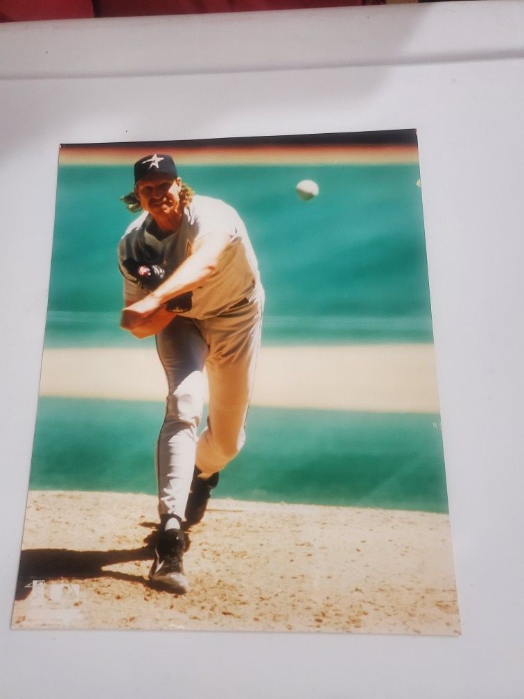 The BIG UNIT pitching With Astros Photo