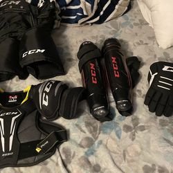 Full  medium CCM protections gear