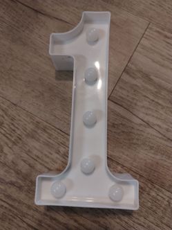 8.5" Light Up Number 1, Battery Operated