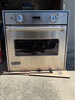Wall oven